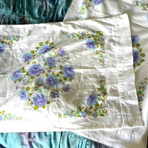 VINTAGE shabby chic floral style pair on standard pillowcases